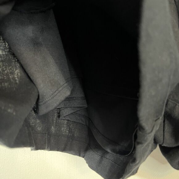 Torrid Linen Blend Shorts Size 20 Black Cuffed Pockets Pleated Front Lined - Picture 3 of 6